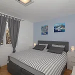 Apartment Pleasant Stay