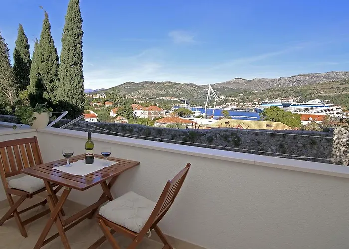 Apartment Pleasant Stay